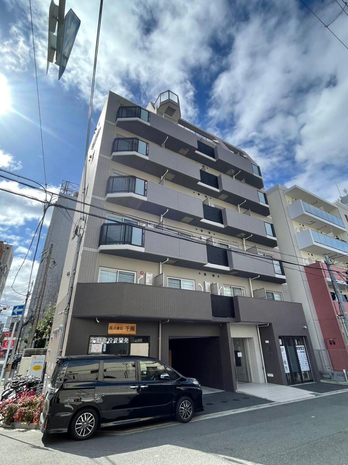 Color Tsuruhashi Appartement Osaka Buitenkant foto